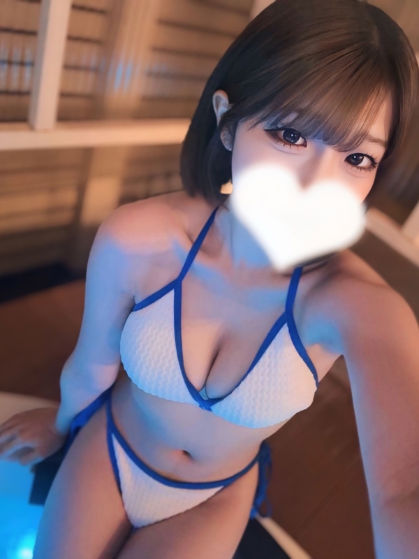 大人の天界学園～放課後オイル物語～ 桐咲ゆめあの画像